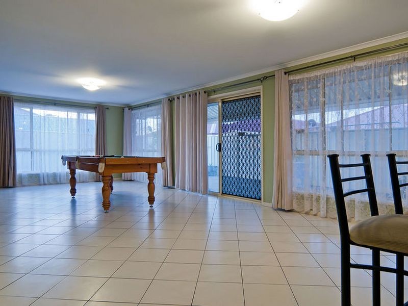 4 Strathmore Avenue, Smithfield SA 5114