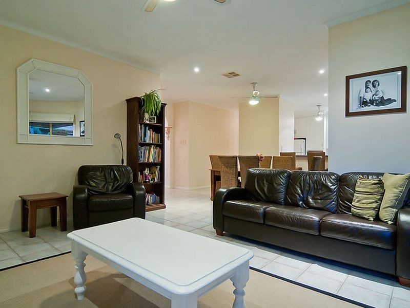 1 Sandpiper Way, Hewett SA 5118
