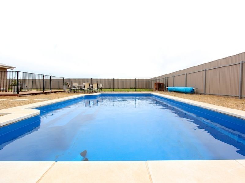 8 Kurt Way, Lewiston SA 5501