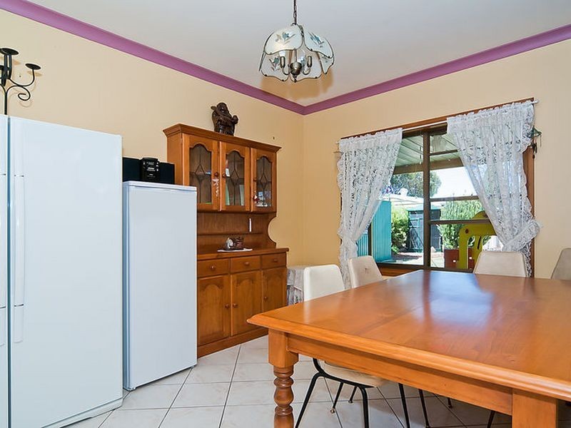 18 Bassett Crescent, Gawler East SA 5118