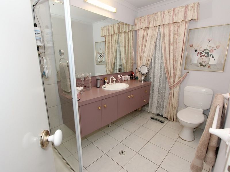 28 Holyoak Court, Hillbank SA 5112