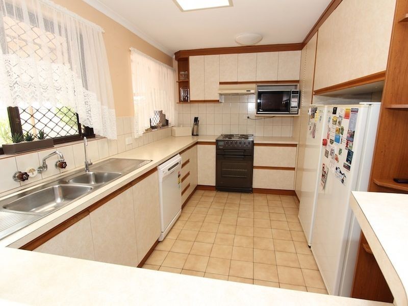 3 Russell Street, Evanston Park SA 5116