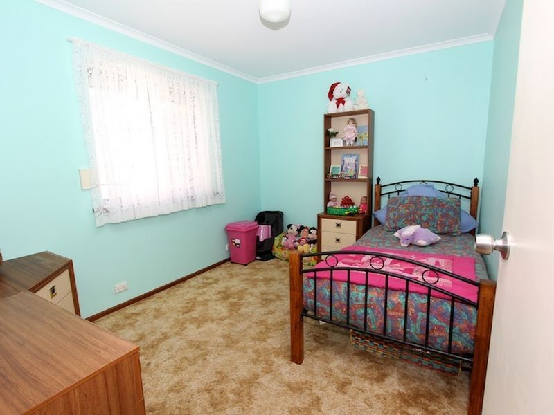 3 Russell Street, Evanston Park SA 5116