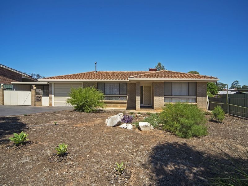 8 Urlwin Avenue, Evanston Park SA 5116