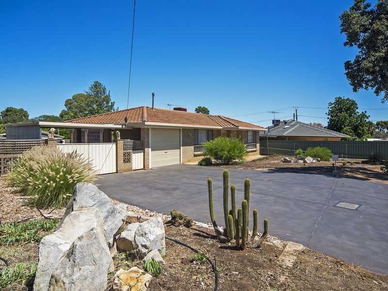 8 Urlwin Avenue, Evanston Park SA 5116