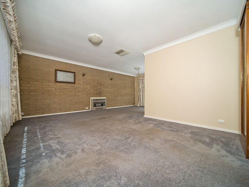 8 Urlwin Avenue, Evanston Park SA 5116