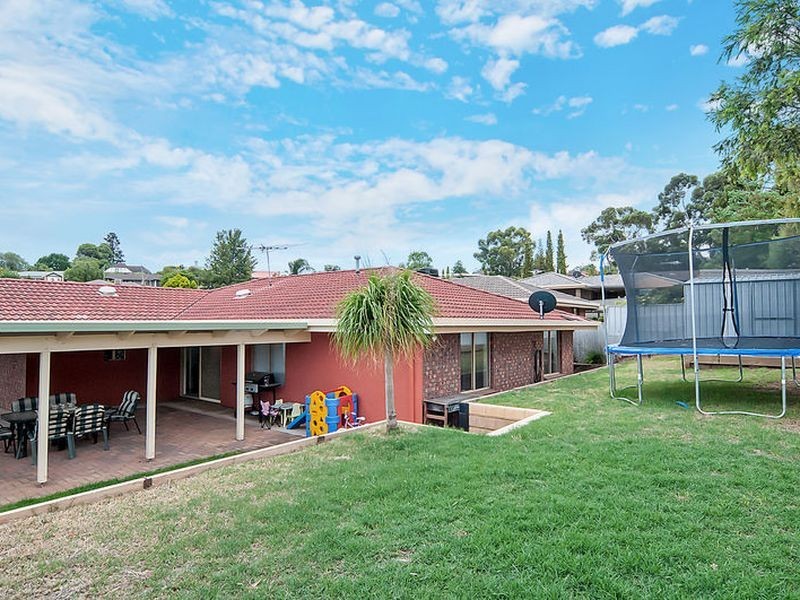 6 Lundie Crescent, Gawler East SA 5118