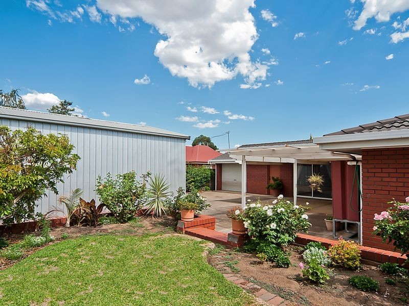 13 Robinson Road, Willaston SA 5118