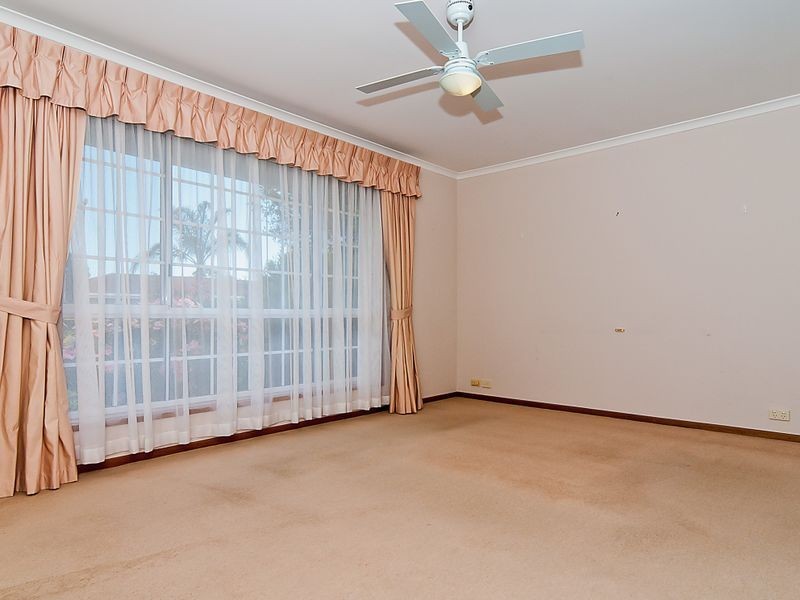 13 Robinson Road, Willaston SA 5118