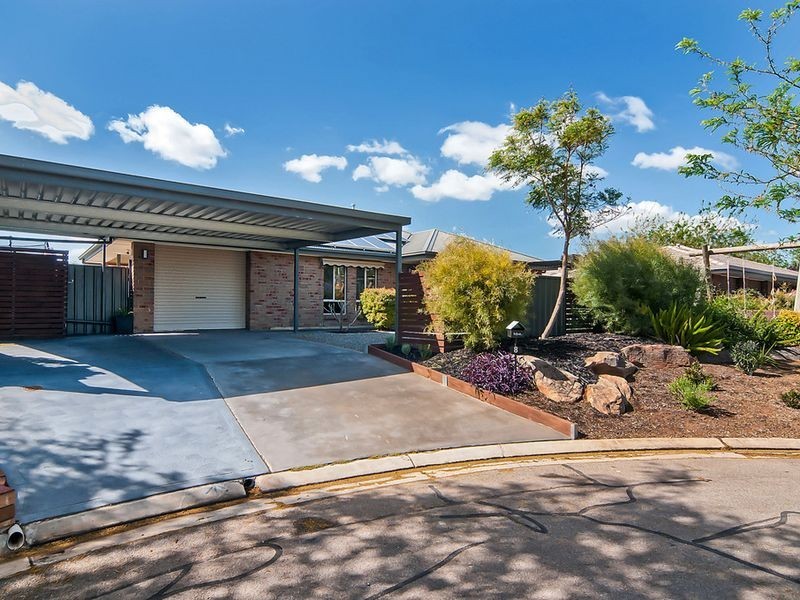 8 Parham Court, Evanston Park SA 5116