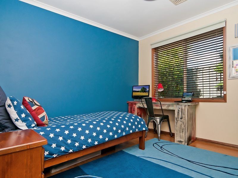 8 Parham Court, Evanston Park SA 5116