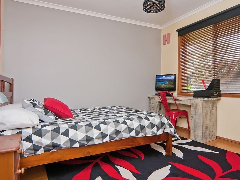 8 Parham Court, Evanston Park SA 5116