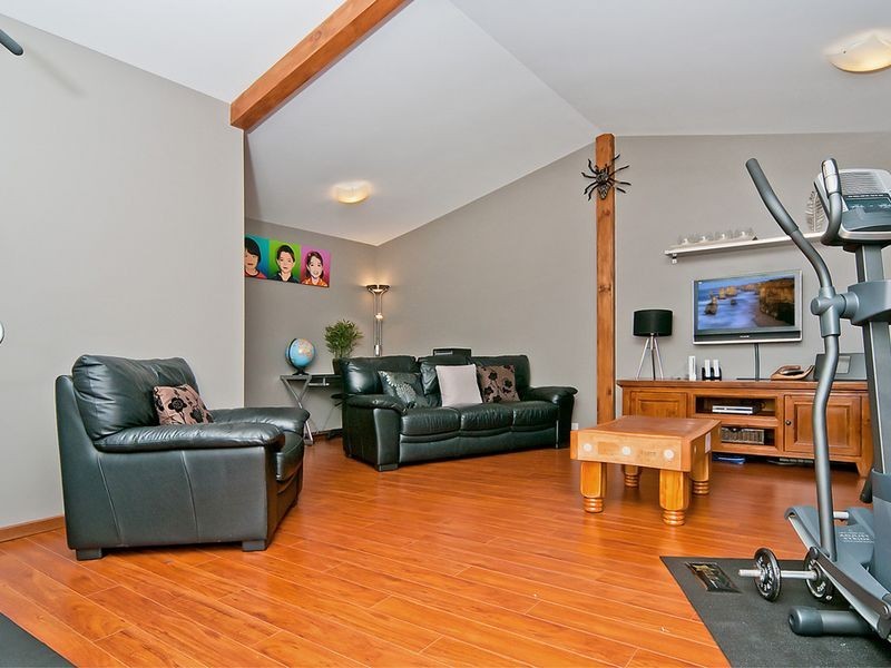 8 Parham Court, Evanston Park SA 5116