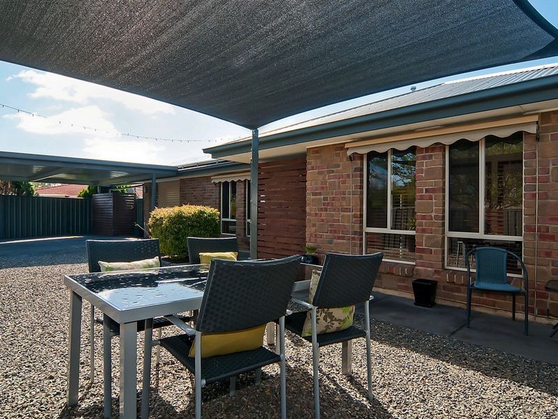 8 Parham Court, Evanston Park SA 5116