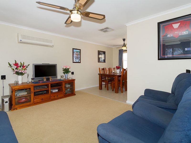 13 Clark Road, Evanston Gardens SA 5116