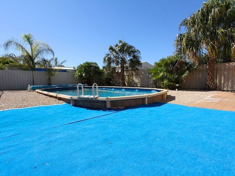 48 Jemalong Crescent, Roseworthy SA 5371