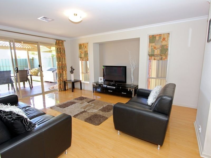 12 Hedgestone Place, Blakeview SA 5114