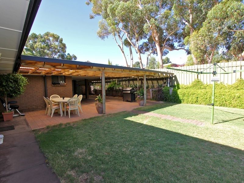 1 Lundie Crescent, Gawler East SA 5118