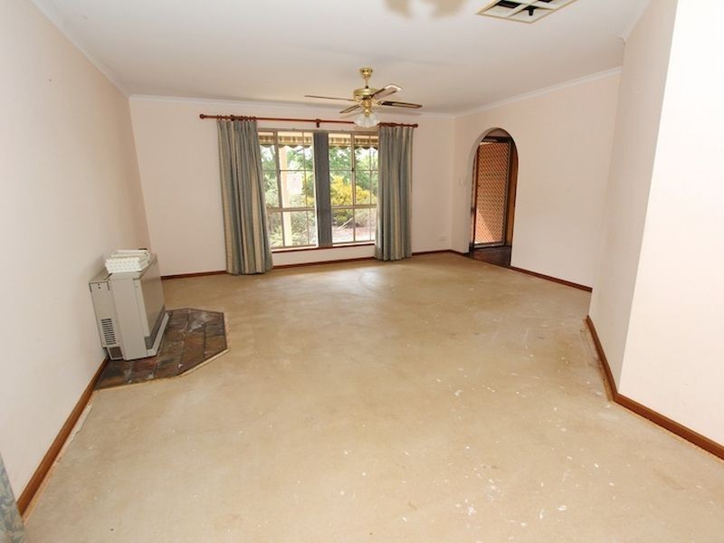 5 Pederick Court, Lewiston SA 5501