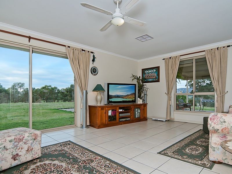 134 Lorke Road, Cockatoo Valley SA 5351