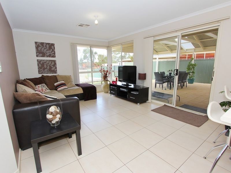13 Shrike Place, Hewett SA 5118