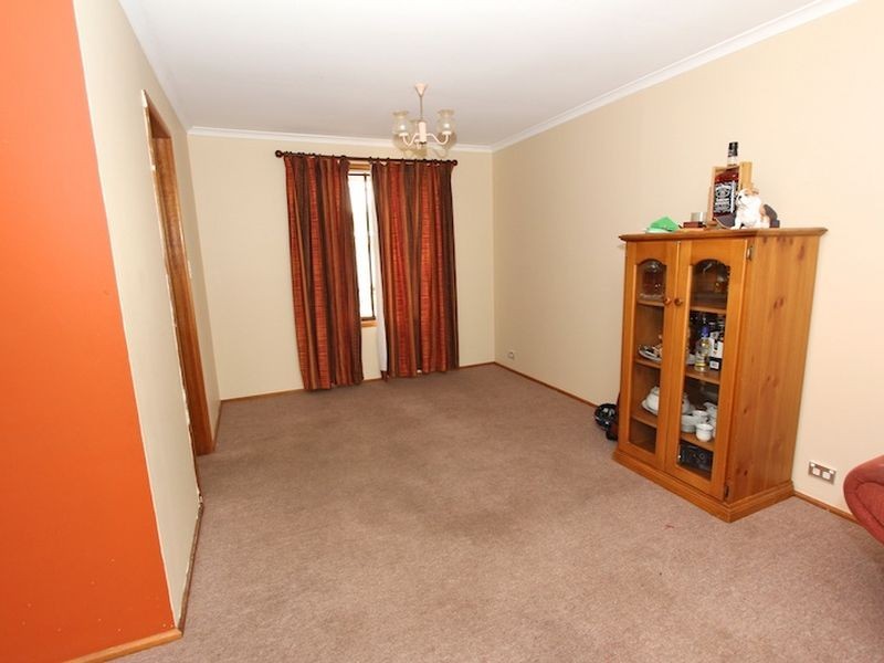 6 Robinson Road, Willaston SA 5118