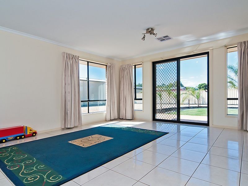 11 Fradd Court, Angle Vale SA 5117