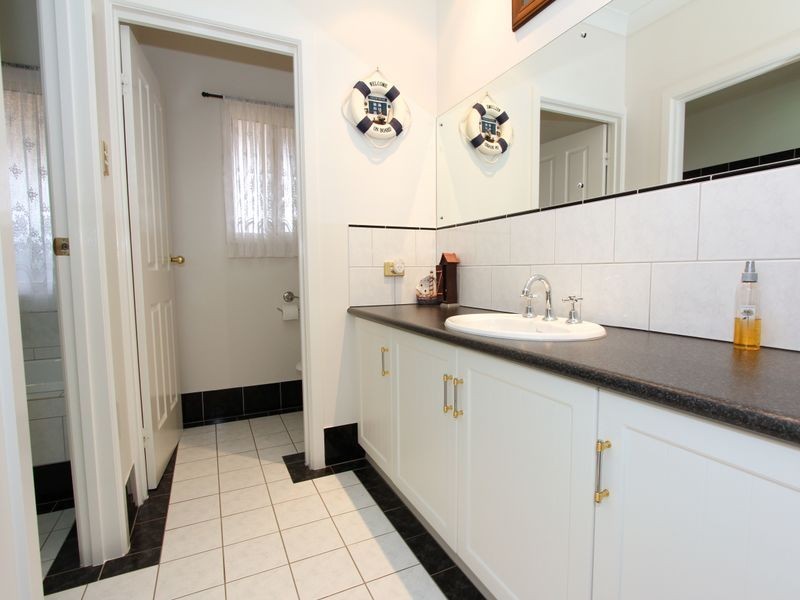 6 Carpentaria Way, Hewett SA 5118