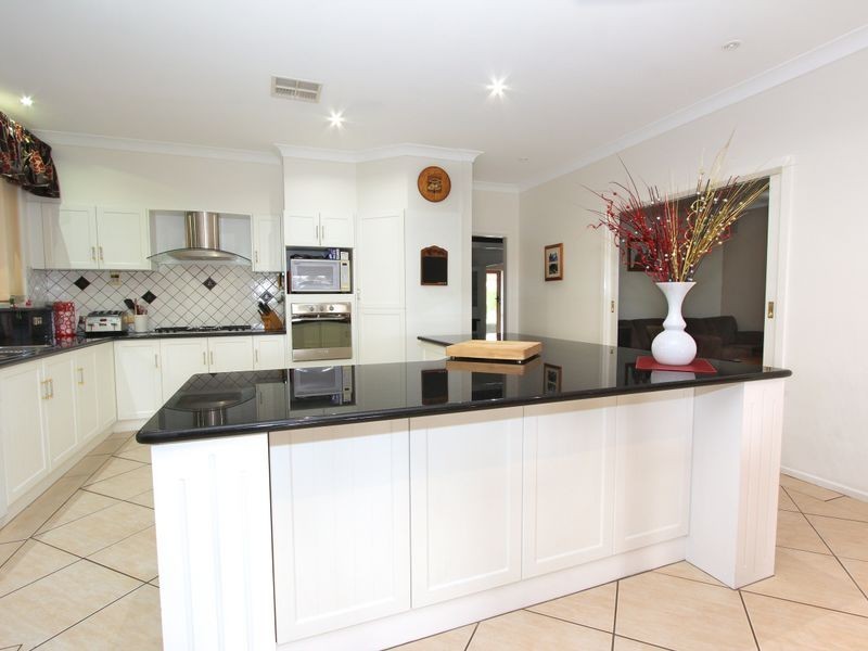 6 Carpentaria Way, Hewett SA 5118