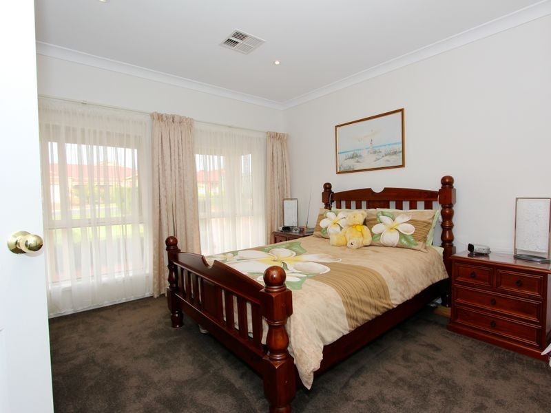 6 Carpentaria Way, Hewett SA 5118