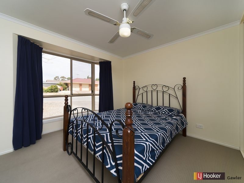 19 Whinnen Street, Evanston Park SA 5116