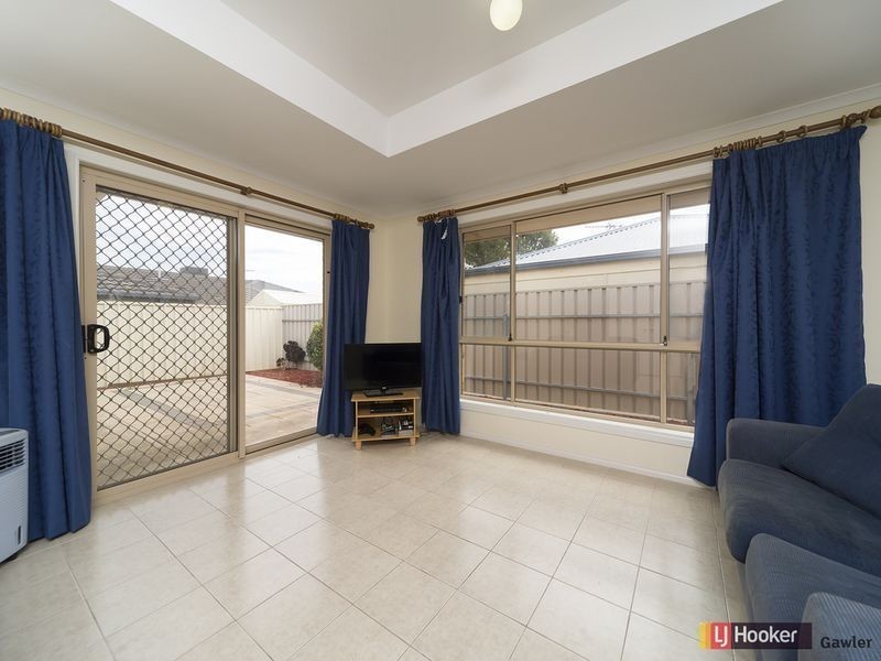 19 Whinnen Street, Evanston Park SA 5116