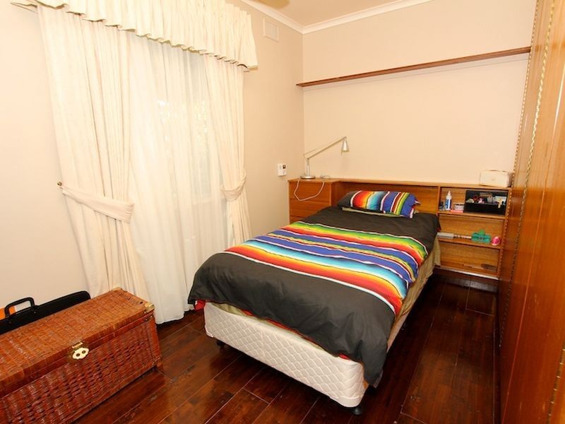 17 Paxton Street, Willaston SA 5118