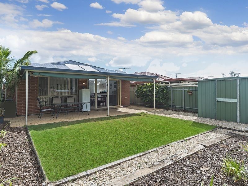 24 Lumsden court, Evanston Park SA 5116