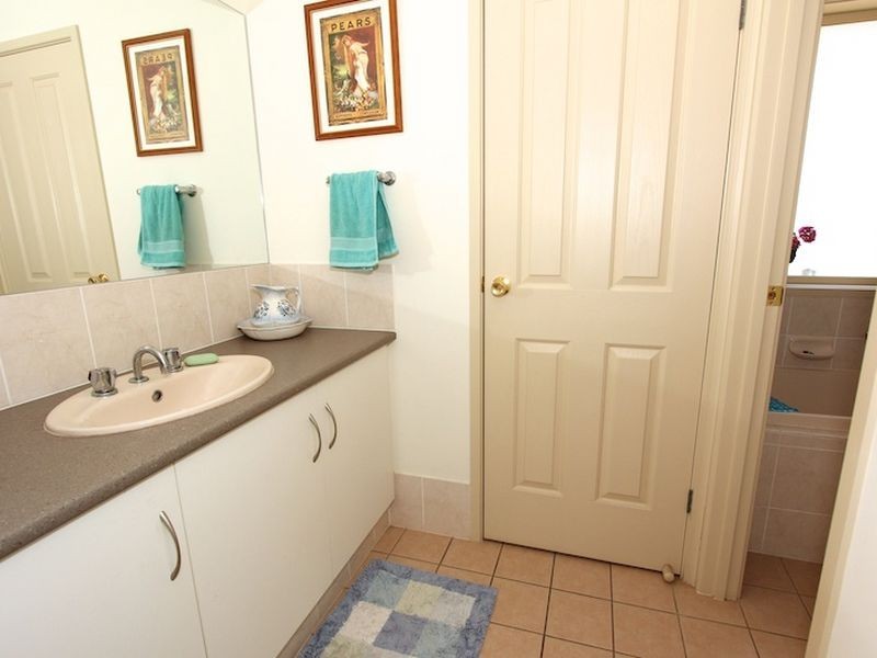 1A Young Terrace, Evanston Gardens SA 5116