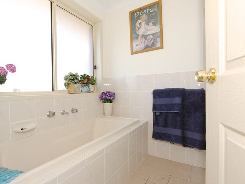 1A Young Terrace, Evanston Gardens SA 5116