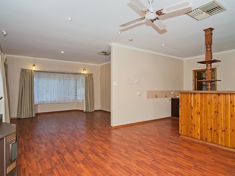 9 Robinson Road, Willaston SA 5118