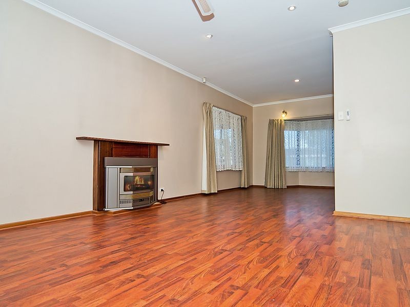 9 Robinson Road, Willaston SA 5118