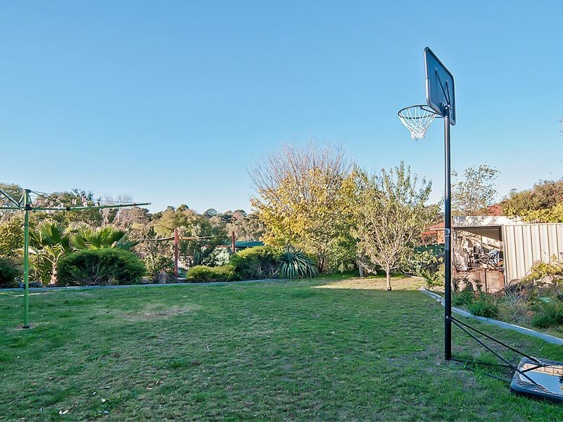 3 Bruce Rundle Drive, Williamstown SA 5351