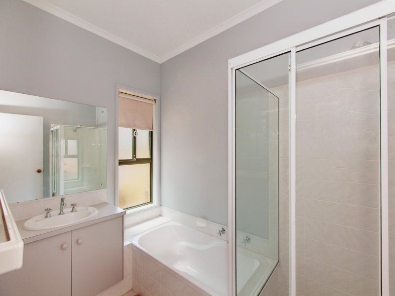 16 Wintulich Avenue, Gawler East SA 5118