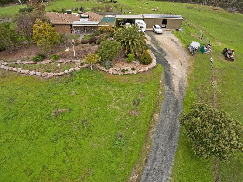 12 Whiteman Road, Williamstown SA 5351