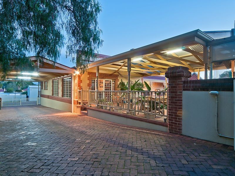 23 Main North Road, Willaston SA 5118