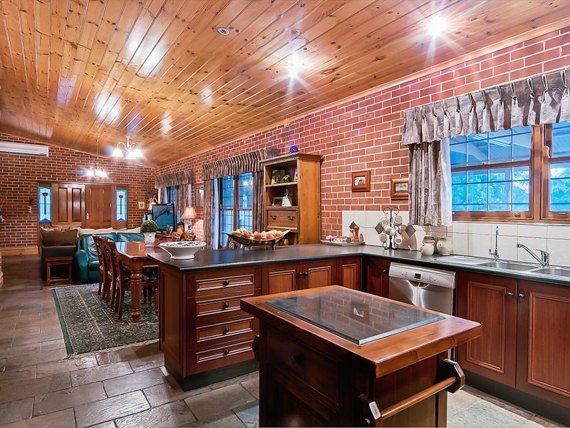 23 Main North Road, Willaston SA 5118