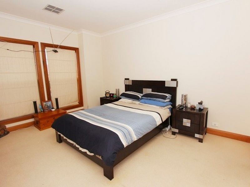 16 Oaklands Circuit, Hewett SA 5118