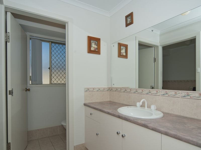 24 Jemalong Crescent, Roseworthy SA 5371