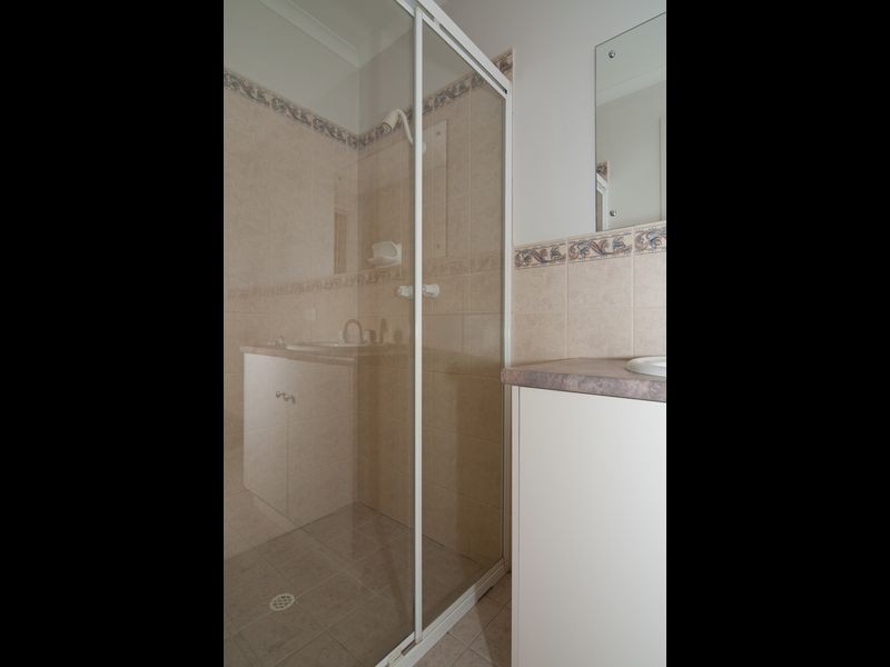 24 Jemalong Crescent, Roseworthy SA 5371