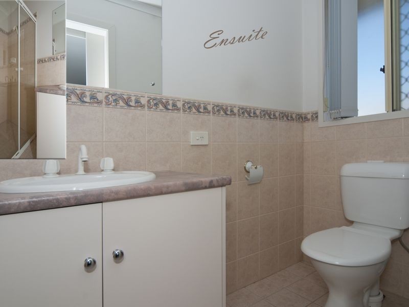 24 Jemalong Crescent, Roseworthy SA 5371