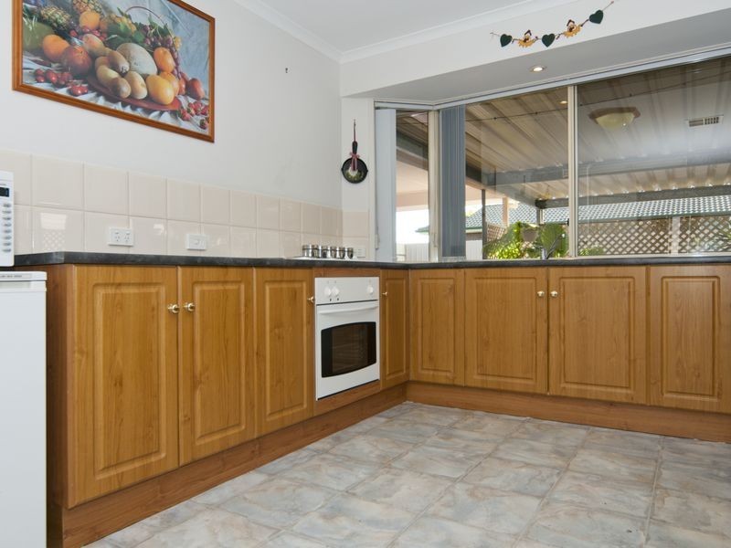 24 Jemalong Crescent, Roseworthy SA 5371