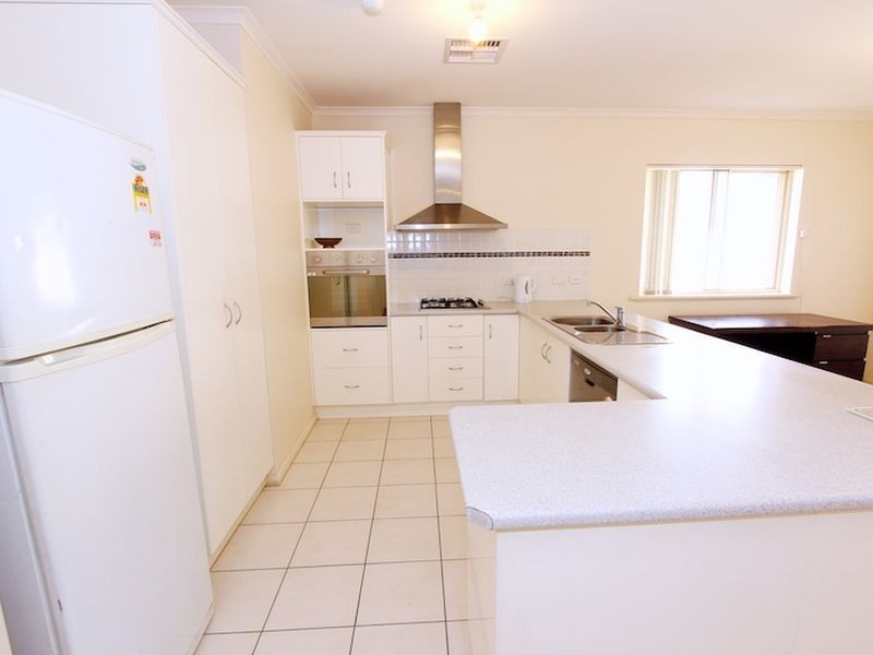 1/6-8 Farrow Road, Evanston SA 5116