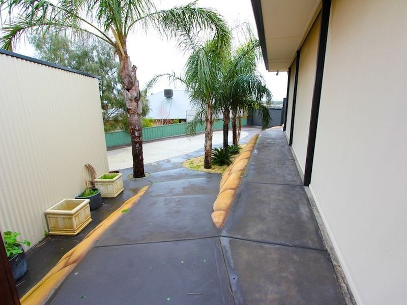 17 Selway Place, Evanston Park SA 5116